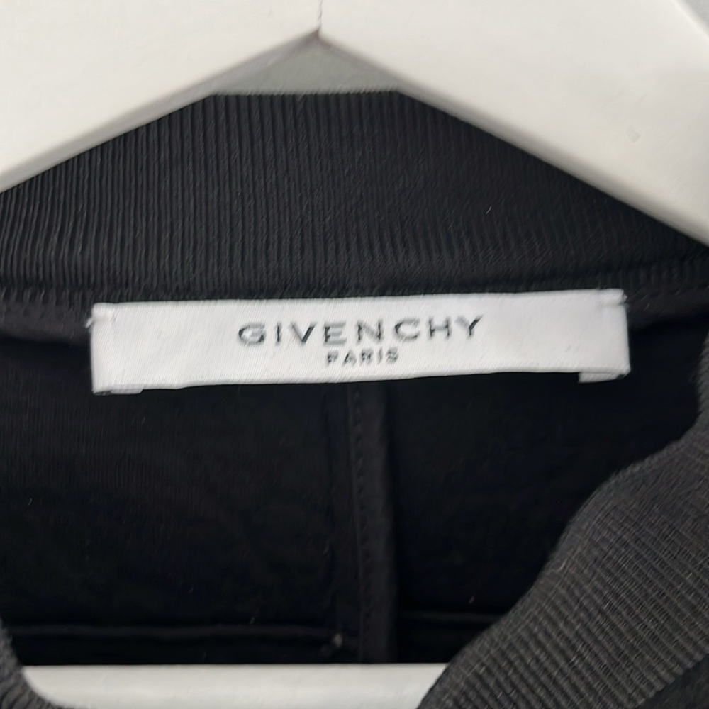 Givenchy pull on sweater from the‎ wool and lambskin collection - Picture 4 of 9